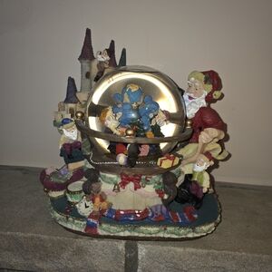 26 International Black and Tan Base